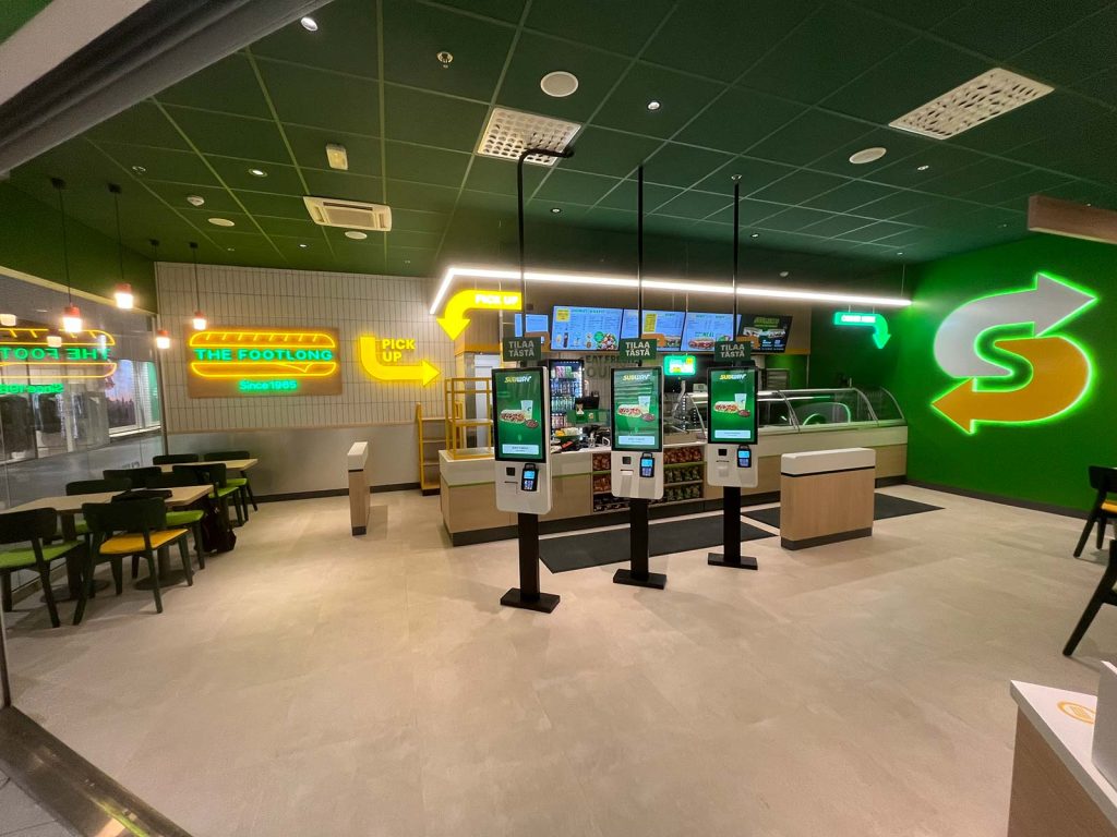 Subway-ravintolan tilaustiski Ideaparkissa Oulussa